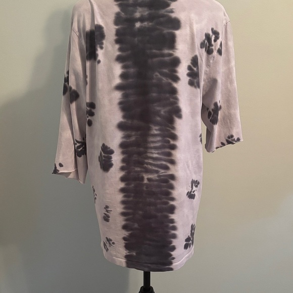Nike Women's short Sleeve Tie-Dye Tee - Black and Gray large - Picture 3 of 8